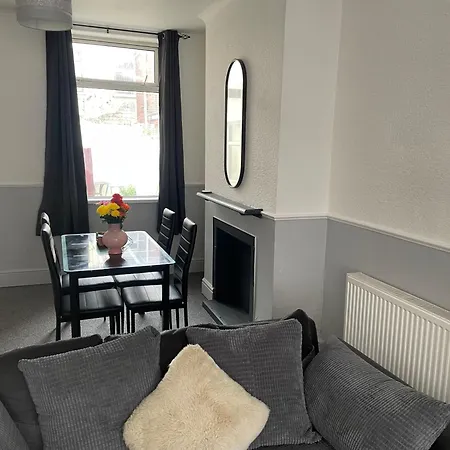 Beautiful 2 Bedroom Property With 5G Wi-Fi Kingston upon Hull Exterior photo