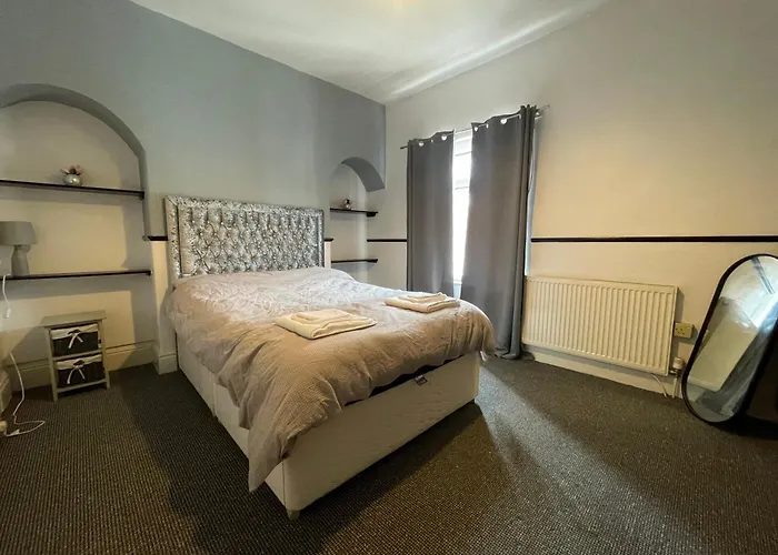 Beautiful 2 Bedroom Property With 5G Wi-Fi