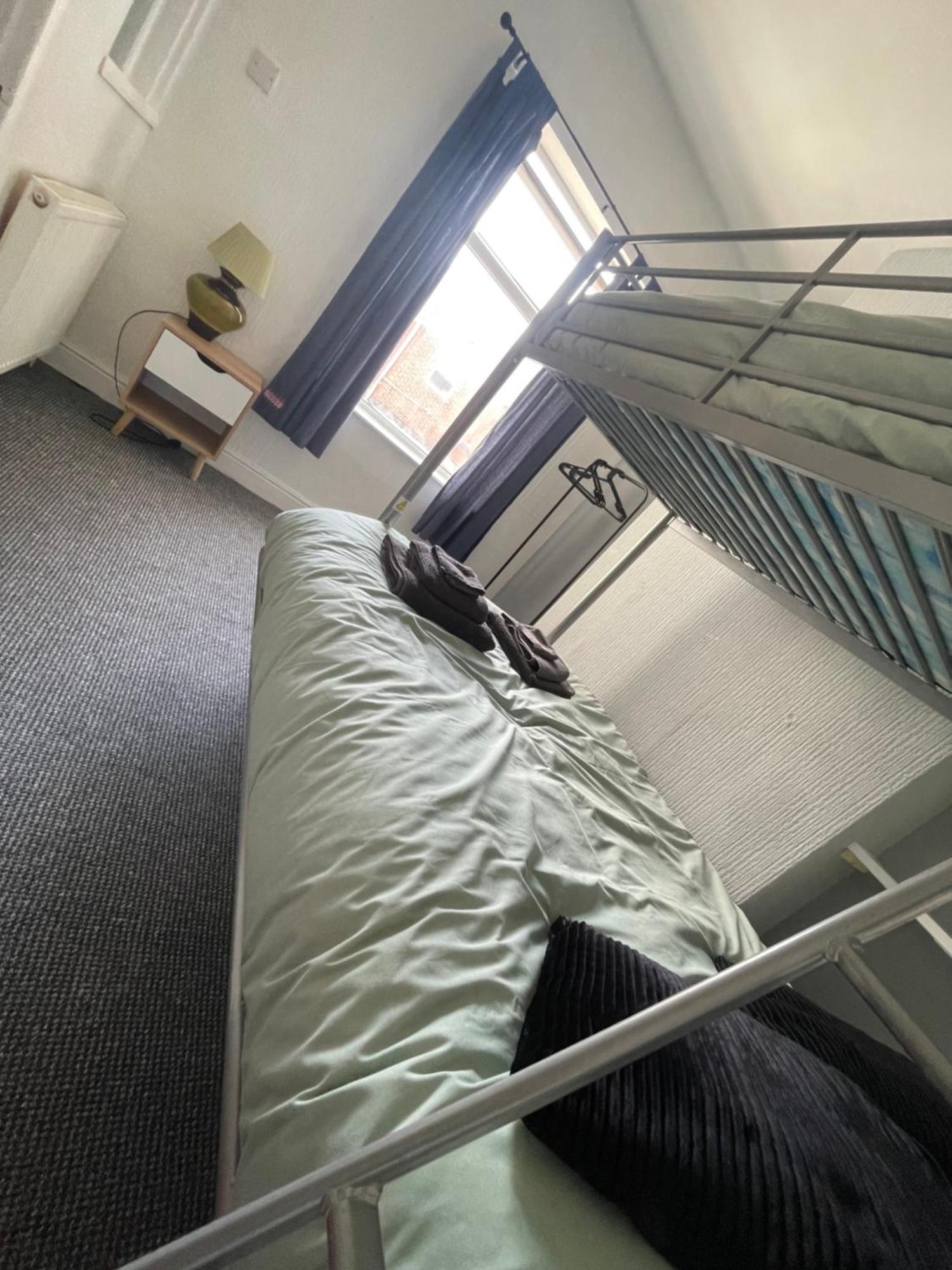 Beautiful 2 Bedroom With 5g Wi-fi Kingston upon Hull