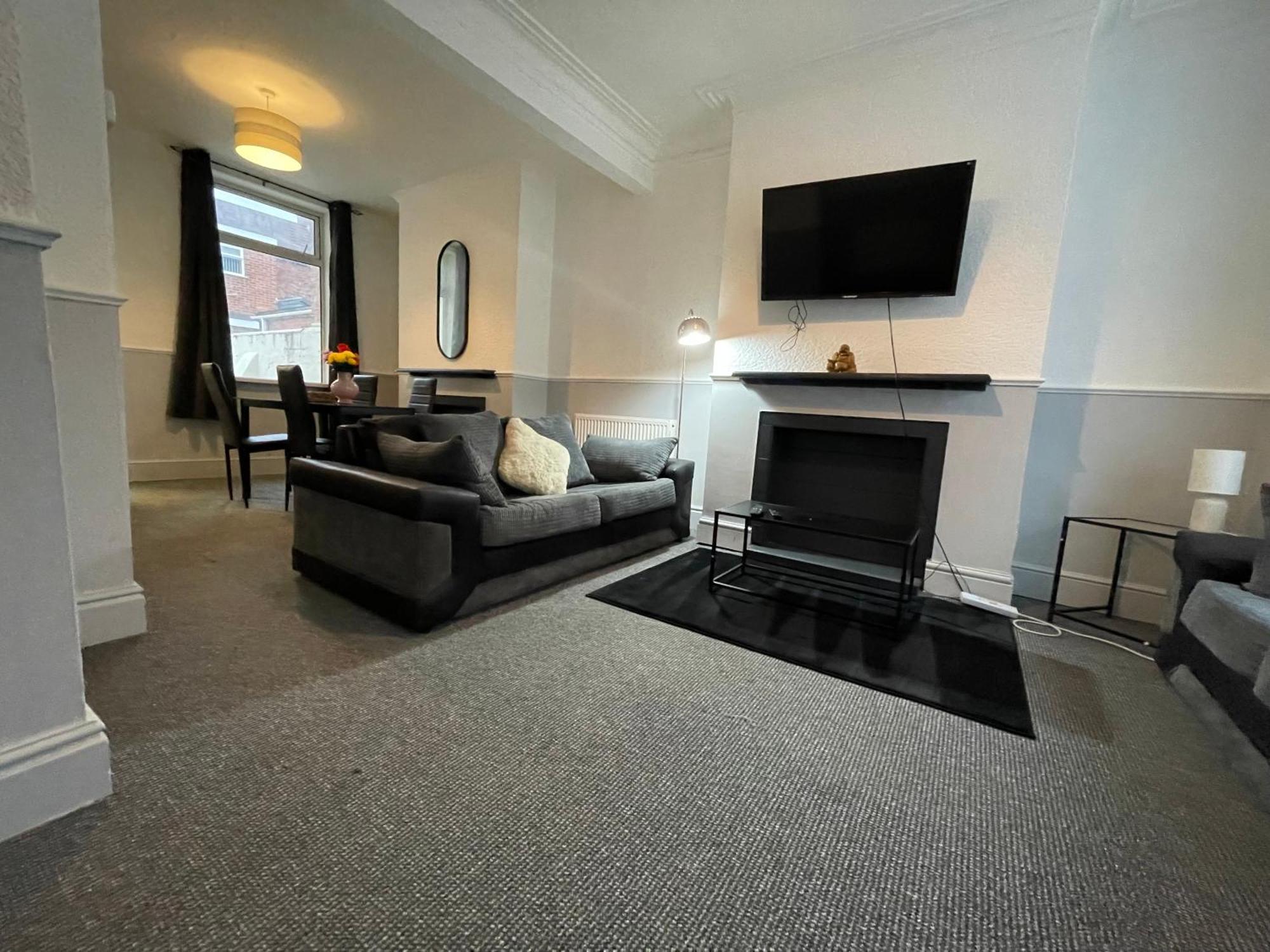 Beautiful 2 Bedroom With 5g Wi-fi Villa Kingston upon Hull