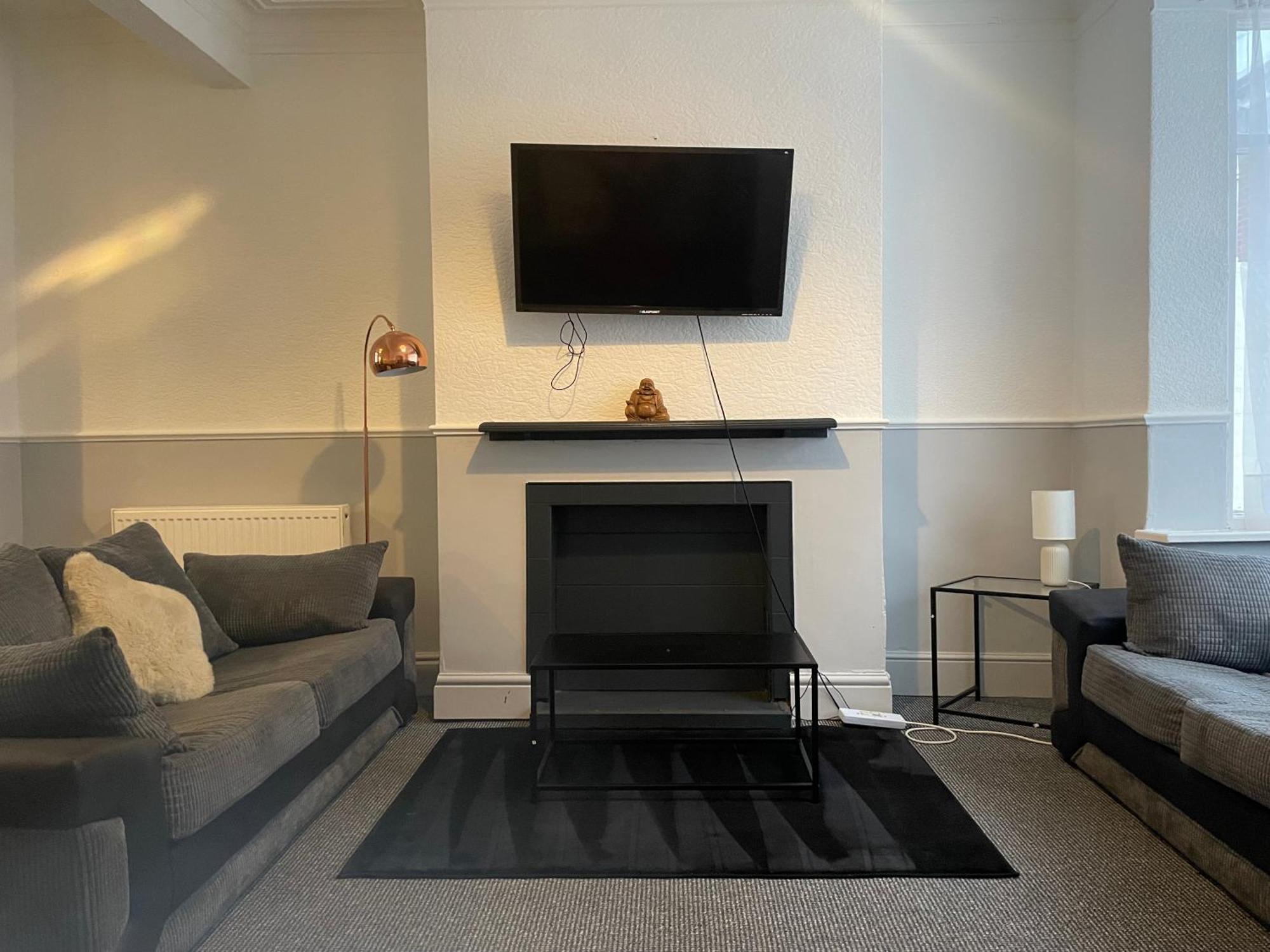 Villa Beautiful 2 Bedroom With 5g Wi-fi Kingston upon Hull
